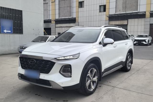 Used Hyundai Santa Fe 2023 Traveler 380T GDi Automatic Two-Wheel Drive GLX Elite Edition