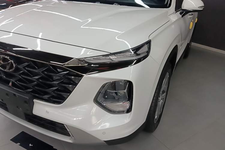 Used Hyundai Santa Fe 2023 Traveler 380T GDi Automatic Two-Wheel Drive GLX Elite Edition Left Front Headlight