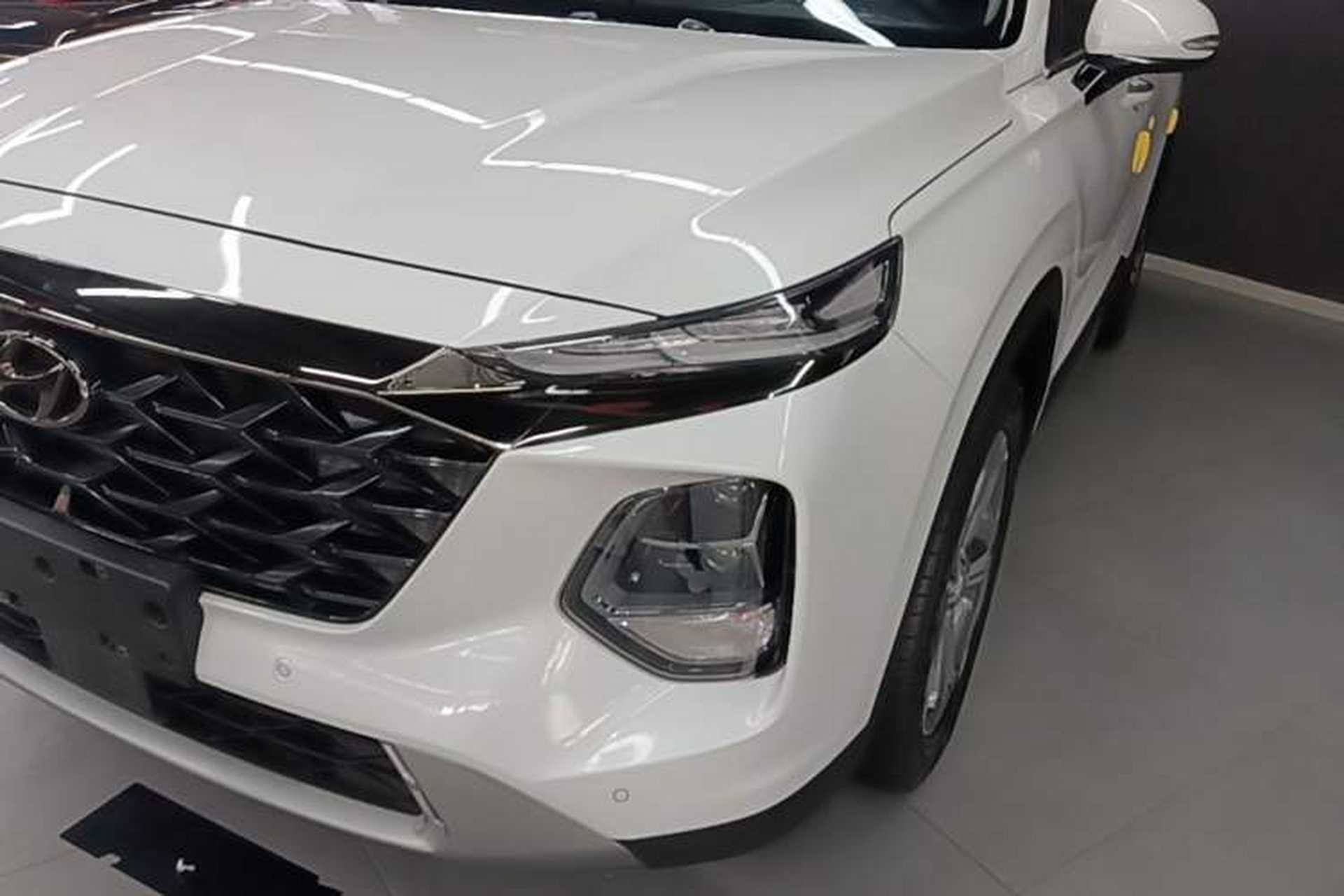 Used Hyundai Santa Fe 2023 Traveler 380T GDi Automatic Two-Wheel Drive GLX Elite Edition Left Front Headlight