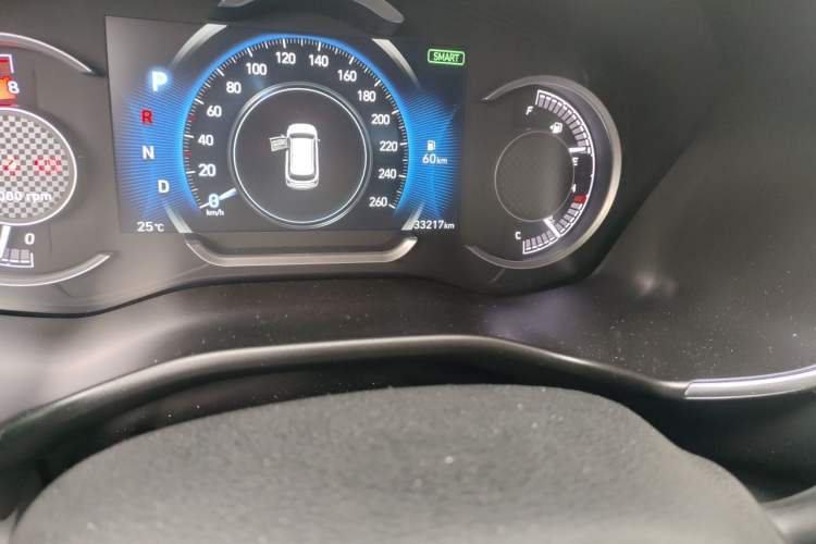 Used Hyundai Santa Fe 2023 Traveler 380T GDi Automatic All-Wheel Drive LUX HTRAC Prestige Edition Odometer Close Up