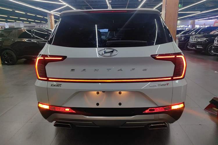 Used Hyundai Santa Fe 2023 Traveler 380T GDi Automatic All-Wheel Drive GLX HTRAC Elite Edition Rear