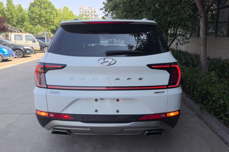 Used Hyundai Santa Fe 2023 Traveler 380T GDi Automatic Two-Wheel Drive GLX Elite Edition Rear
