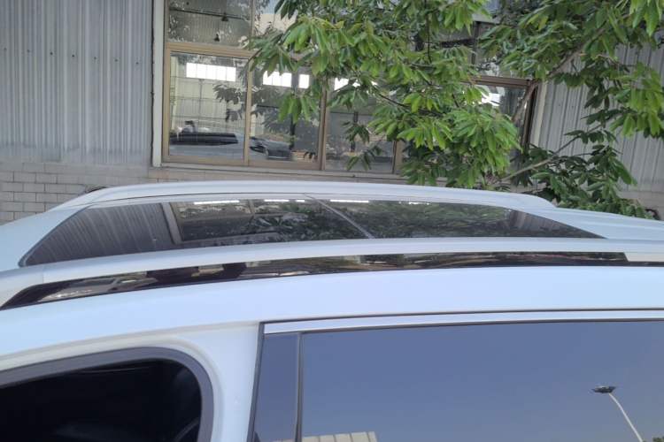 Used Hyundai Santa Fe 2023 Traveler 380T GDi Automatic Two-Wheel Drive GLX Elite Edition Roof