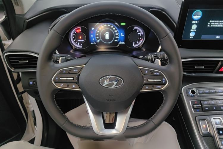Used Hyundai Santa Fe 2023 Traveler 380T GDi Automatic All-Wheel Drive GLX HTRAC Elite Edition Steering Wheel
