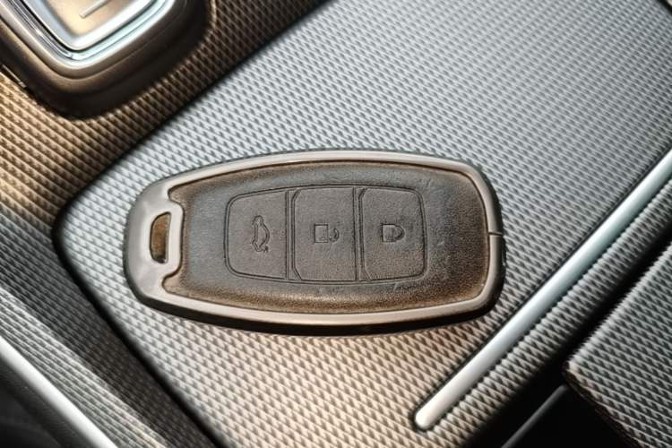 Used Hyundai Santa Fe 2023 Traveler 380T GDi Automatic All-Wheel Drive GLX HTRAC Elite Edition Vehicle Key