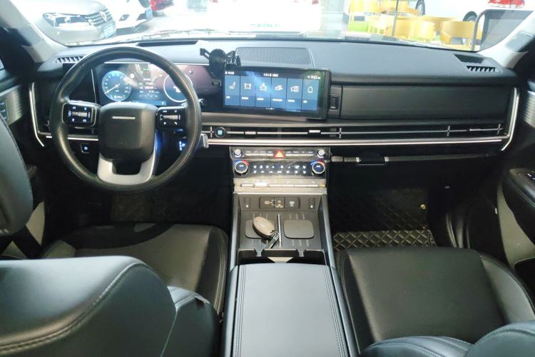 Used Hyundai Santa Fe 2024 2.0T Connoisseur Pro Max Center Console