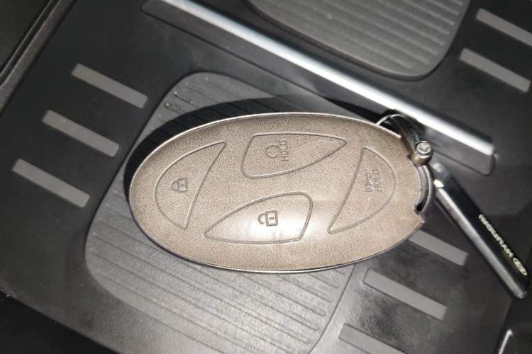 Used Hyundai Santa Fe 2024 2.0T Connoisseur Pro Max Interior 1