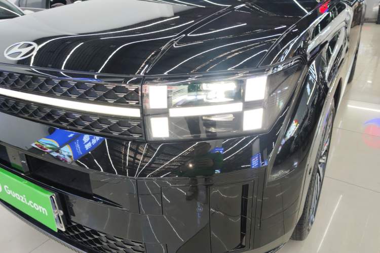 Used Hyundai Santa Fe 2024 2.0T Connoisseur Ultra Left Front Headlight