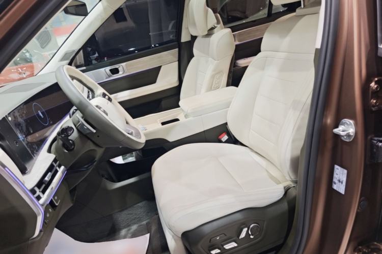 Used Hyundai Santa Fe 2024 2.0T Connoisseur Ultra Left Front Seat