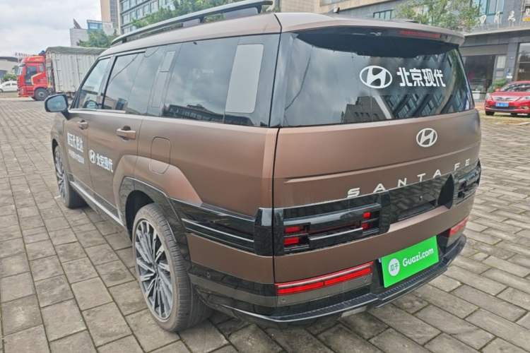 Used Hyundai Santa Fe 2024 2.0T Connoisseur Ultra Rear Left 45 Deg