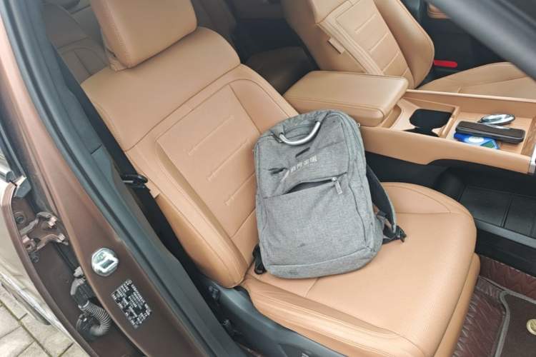 Used Hyundai Santa Fe 2024 2.0T Connoisseur Ultra Right Front Seat