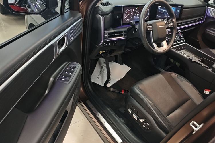 Used Hyundai Santa Fe 2024 2.0T Connoisseur Ultra Driver Seat