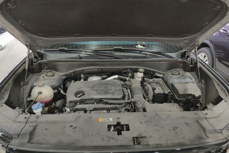 Used Hyundai Santa Fe 2024 2.0T Connoisseur Pro Engine Bay