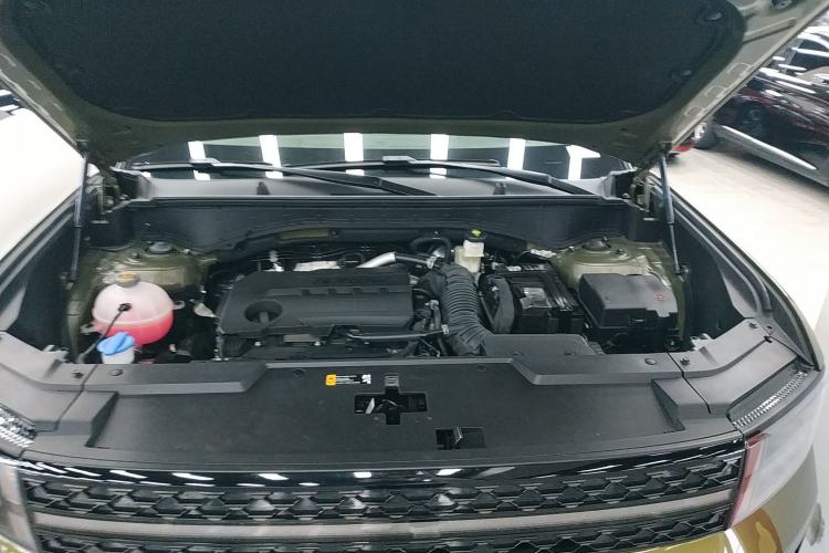 Used Hyundai Santa Fe 2024 2.0T Connoisseur Ultra Engine Bay