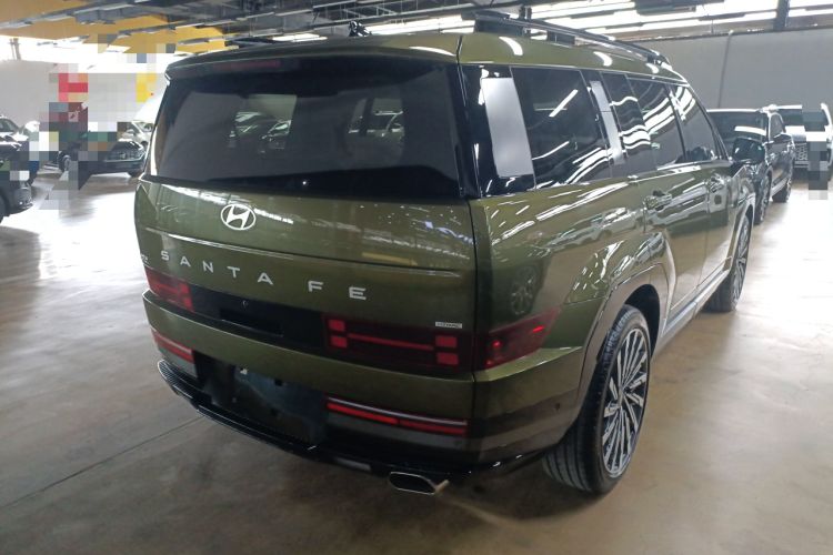 Used Hyundai Santa Fe 2024 2.0T Connoisseur Ultra Rear Right 45 Deg