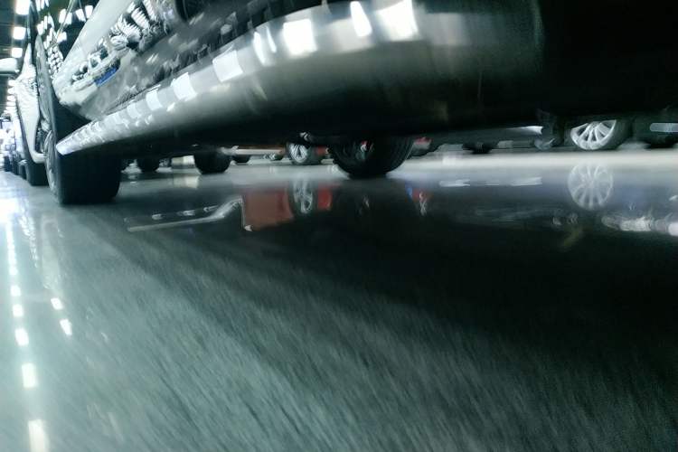 Used Hyundai Santa Fe 2024 2.0T Connoisseur Ultra Right Side Sill