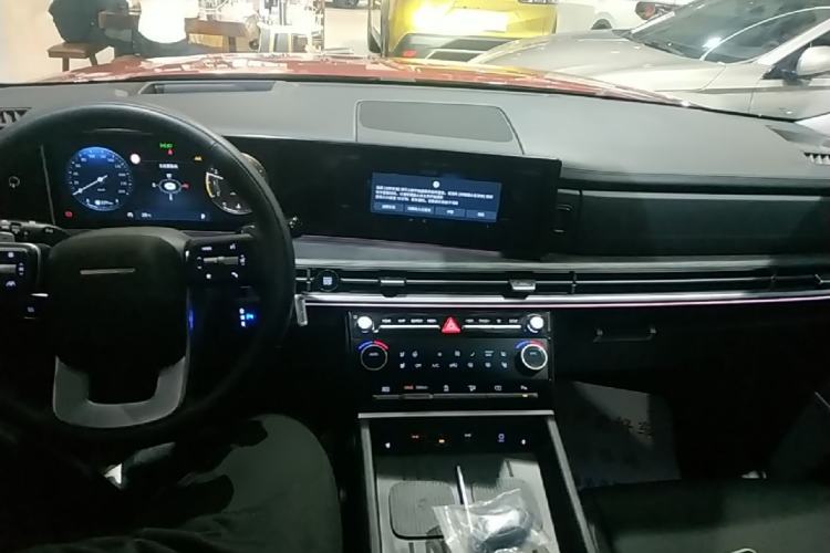 Used Hyundai Santa Fe 2024 2.0T Connoisseur Ultra Center Console
