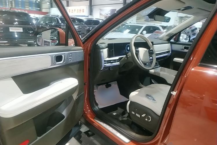 Used Hyundai Santa Fe 2024 2.0T Connoisseur Ultra Driver Seat