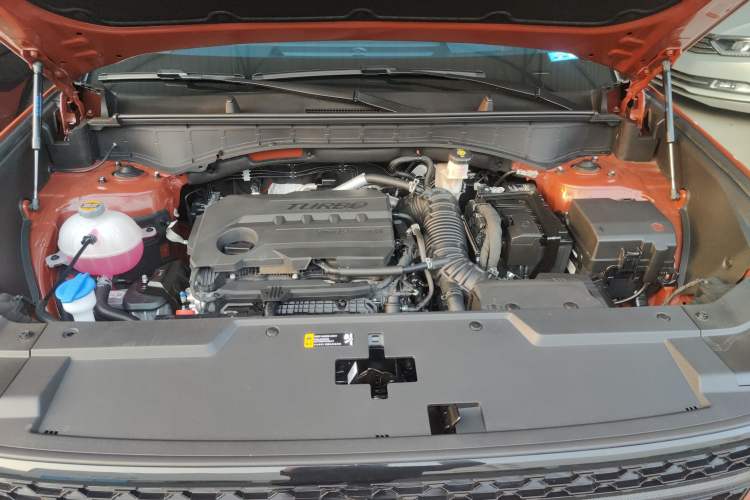 Used Hyundai Santa Fe 2024 2.0T Connoisseur Pro Max Engine Bay