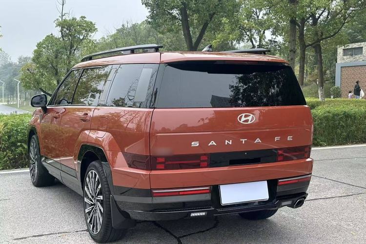 Used Hyundai Santa Fe 2024 2.0T Connoisseur Pro Max Exterior 4