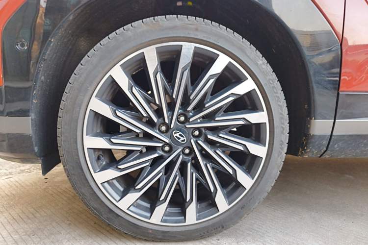 Used Hyundai Santa Fe 2024 2.0T Connoisseur Ultra Exterior 7