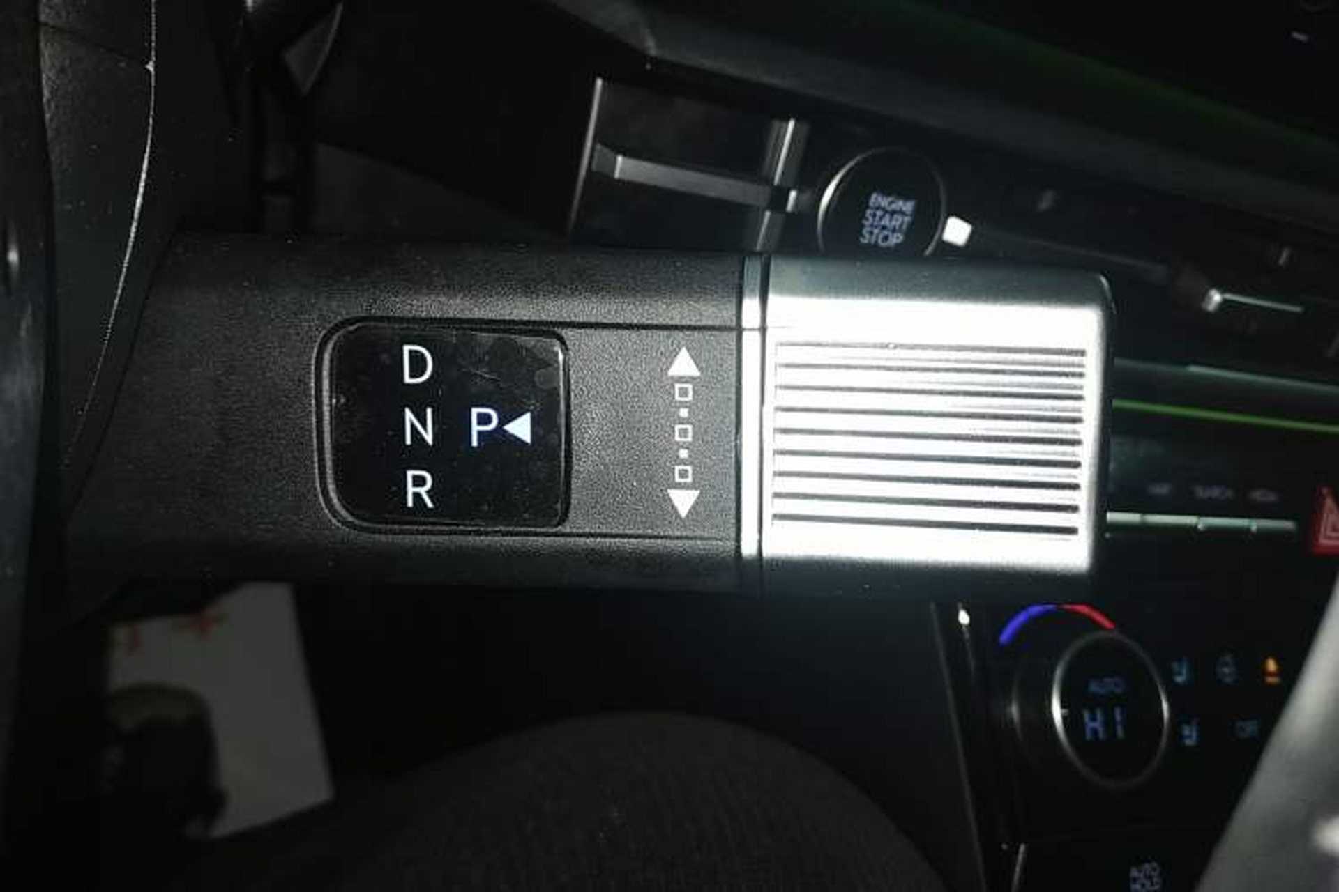 Used Hyundai Santa Fe 2024 2.0T Connoisseur Ultra Gear Lever