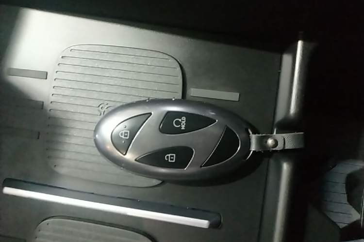 Used Hyundai Santa Fe 2024 2.0T Connoisseur Ultra Interior 1