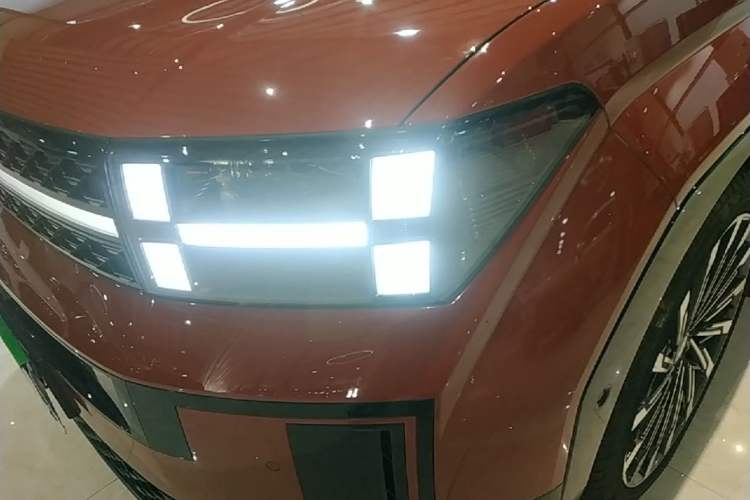 Used Hyundai Santa Fe 2024 2.0T Connoisseur Ultra Left Front Headlight
