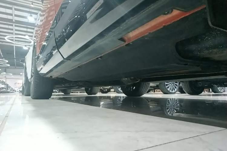 Used Hyundai Santa Fe 2024 2.0T Connoisseur Ultra Left Side Sill