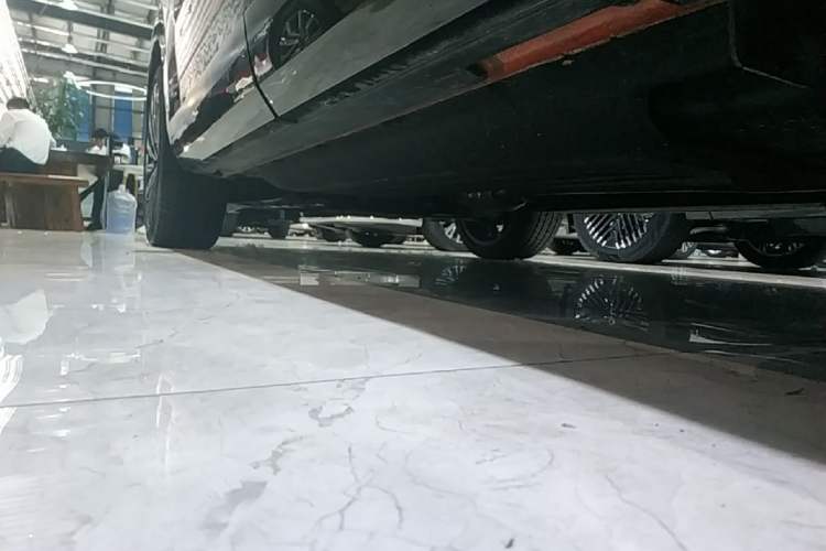 Used Hyundai Santa Fe 2024 2.0T Connoisseur Ultra Left Side Sill
