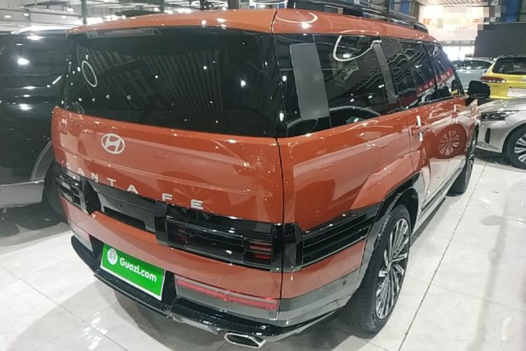Used Hyundai Santa Fe 2024 2.0T Connoisseur Ultra Rear Right 45 Deg