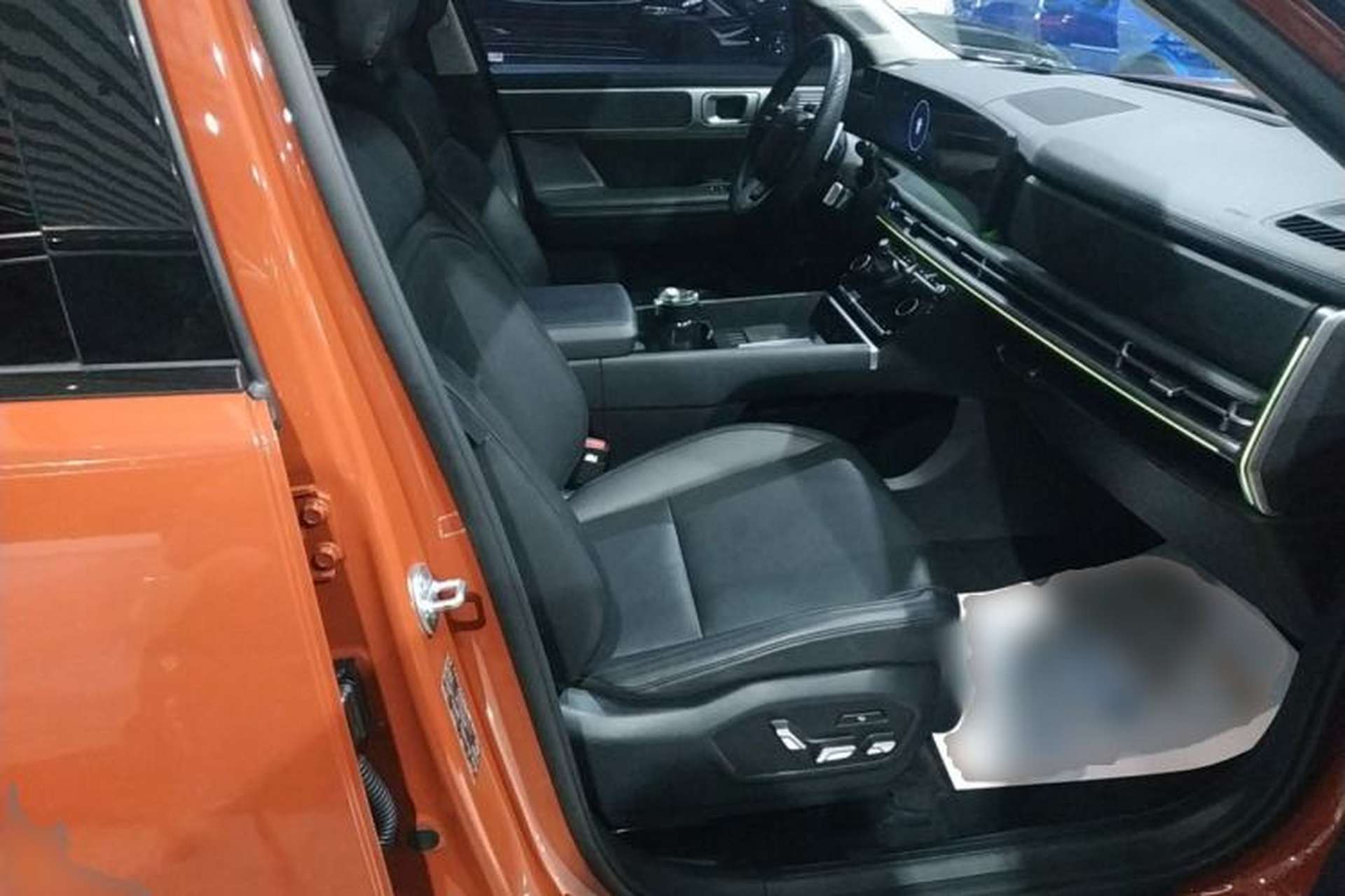 Used Hyundai Santa Fe 2024 2.0T Connoisseur Ultra Right Front Seat