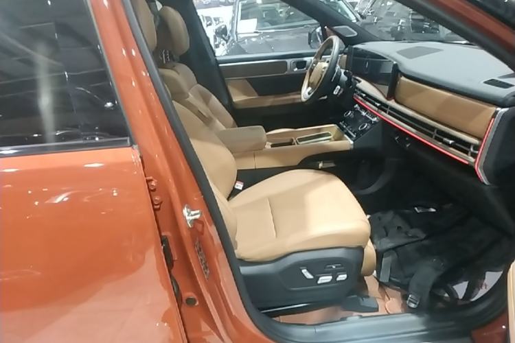 Used Hyundai Santa Fe 2024 2.0T Connoisseur Ultra Right Front Seat