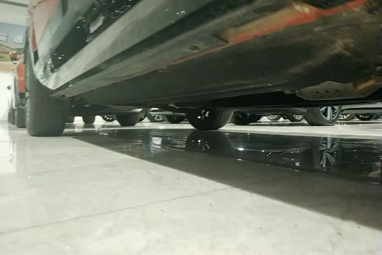 Used Hyundai Santa Fe 2024 2.0T Connoisseur Ultra Right Side Sill