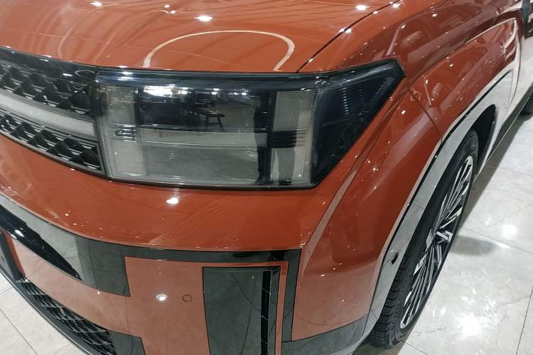 Used Hyundai Santa Fe 2024 2.0T Connoisseur Ultra Left Front Headlight