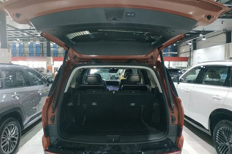 Used Hyundai Santa Fe 2024 2.0T Connoisseur Ultra Trunk