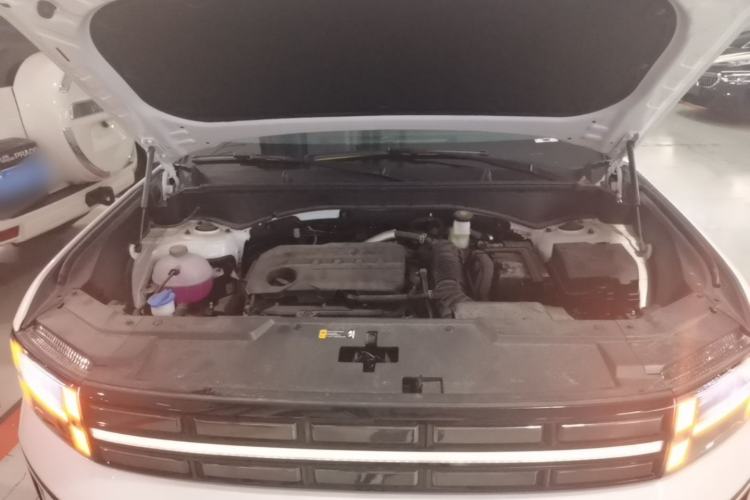 Used Hyundai Santa Fe 2024 2.0T Explorer Pro Engine Bay