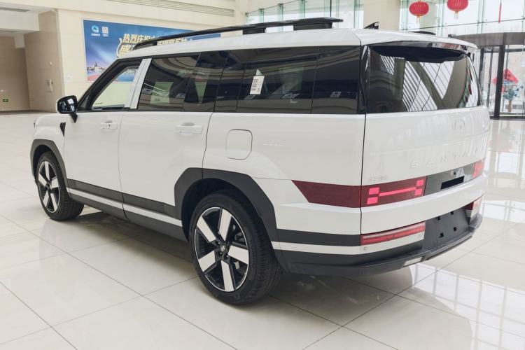 Used Hyundai Santa Fe 2024 2.0T Explorer Pro Exterior 2