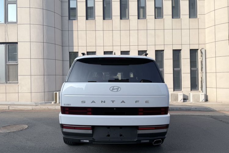 Used Hyundai Santa Fe 2024 2.0T Explorer Pro Exterior 9