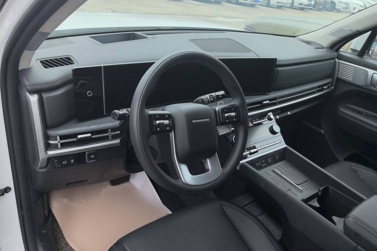 Used Hyundai Santa Fe 2024 2.0T Connoisseur Ultra Interior 3