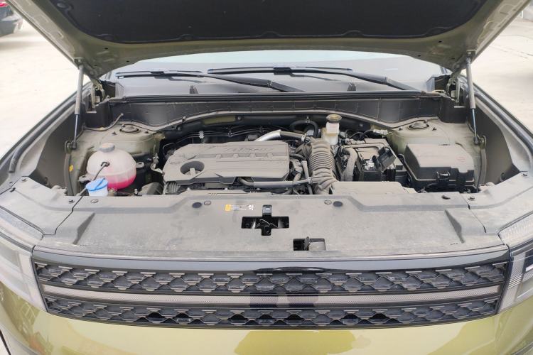 Used Hyundai Santa Fe 2024 2.0T Connoisseur Ultra Engine Bay