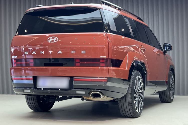 Used Hyundai Santa Fe 2024 2.0T Connoisseur Ultra Exterior 2
