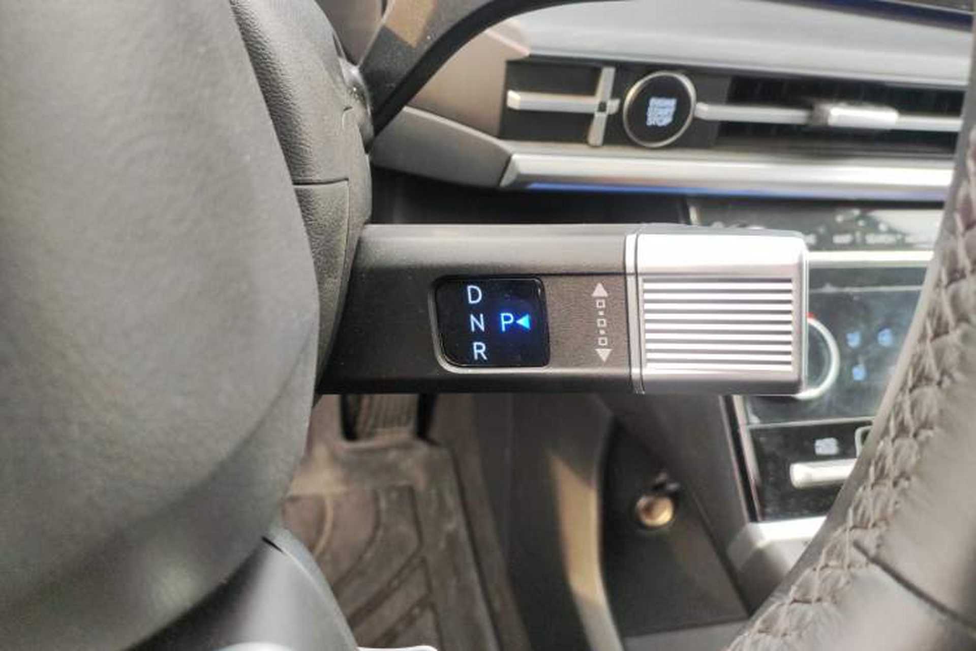 Used Hyundai Santa Fe 2024 2.0T Connoisseur Ultra Gear Lever