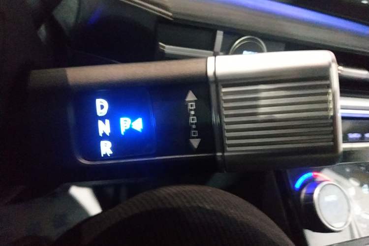 Used Hyundai Santa Fe 2024 2.0T Connoisseur Ultra Gear Lever