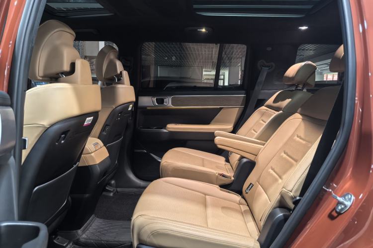 Used Hyundai Santa Fe 2024 2.0T Connoisseur Ultra Interior 2
