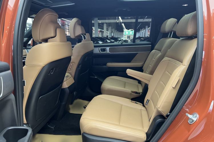 Used Hyundai Santa Fe 2024 2.0T Connoisseur Ultra Interior 9