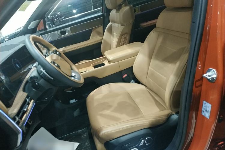 Used Hyundai Santa Fe 2024 2.0T Connoisseur Ultra Left Front Seat