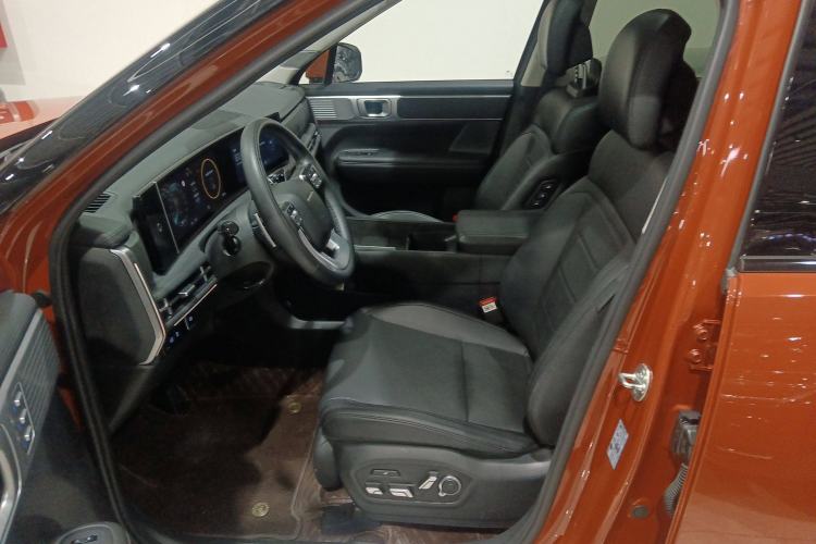 Used Hyundai Santa Fe 2024 2.0T Connoisseur Ultra Left Front Seat