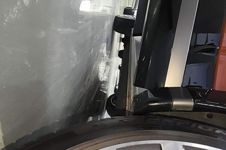 Used Hyundai Santa Fe 2024 2.0T Connoisseur Ultra Right Side Sill