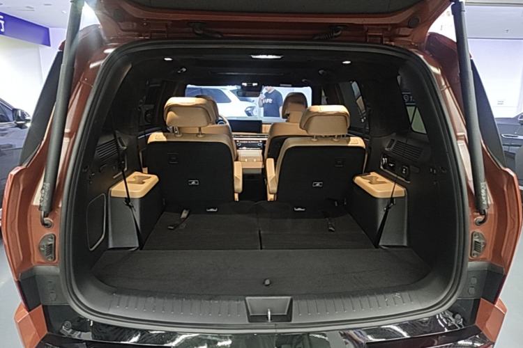 Used Hyundai Santa Fe 2024 2.0T Connoisseur Ultra Trunk